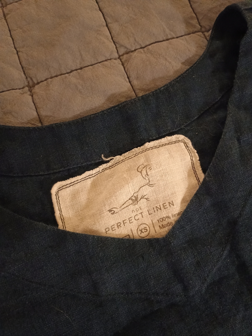 notPERFECTLINEN top - Picture 2 of 3